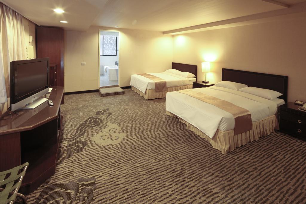 Lincoln Hotel Tainan Eksteriør bilde