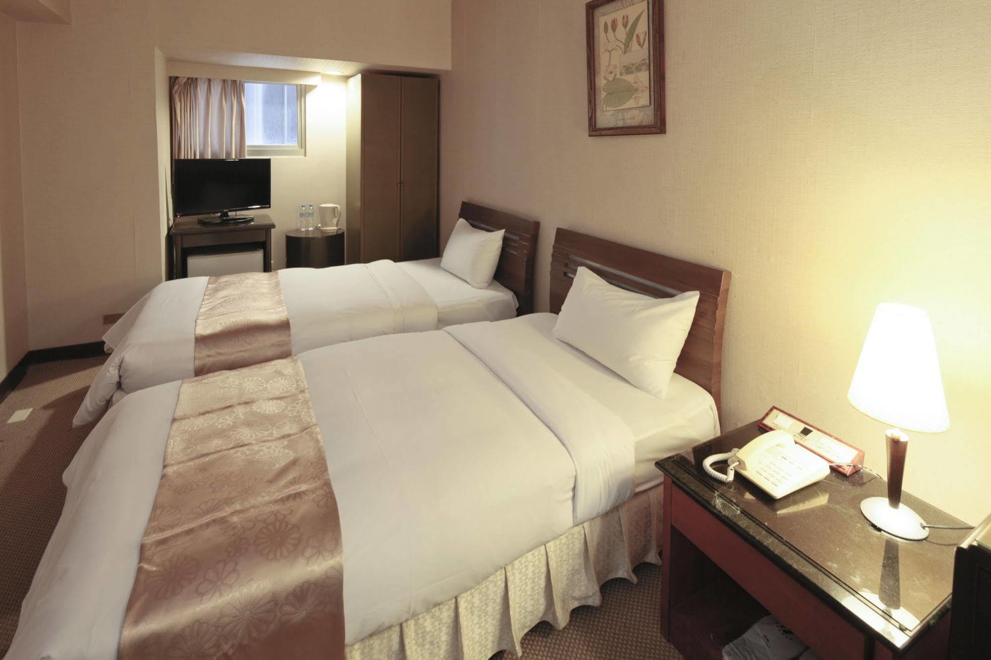 Lincoln Hotel Tainan Eksteriør bilde